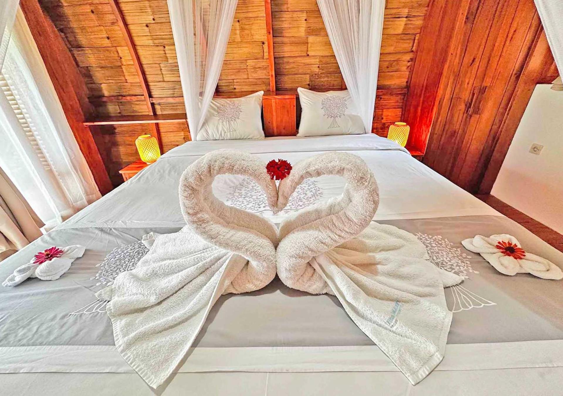 Lagoona Beach Bungalows - Eco Stay Pangandaran Exterior photo